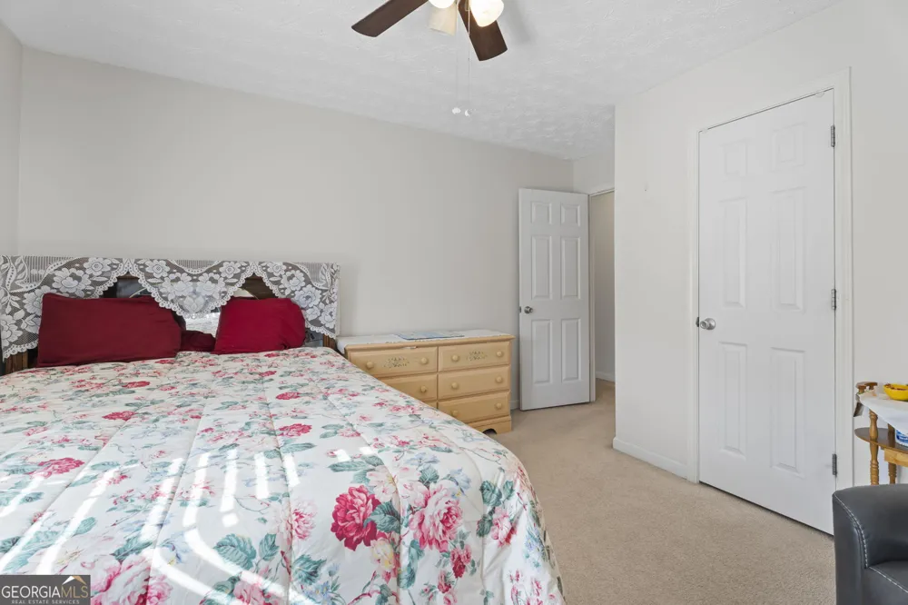 398 Clydes WAY Jackson, GA 30233