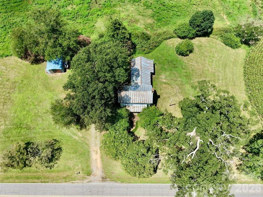 1315 Harmony Highway Hamptonville, NC 27020