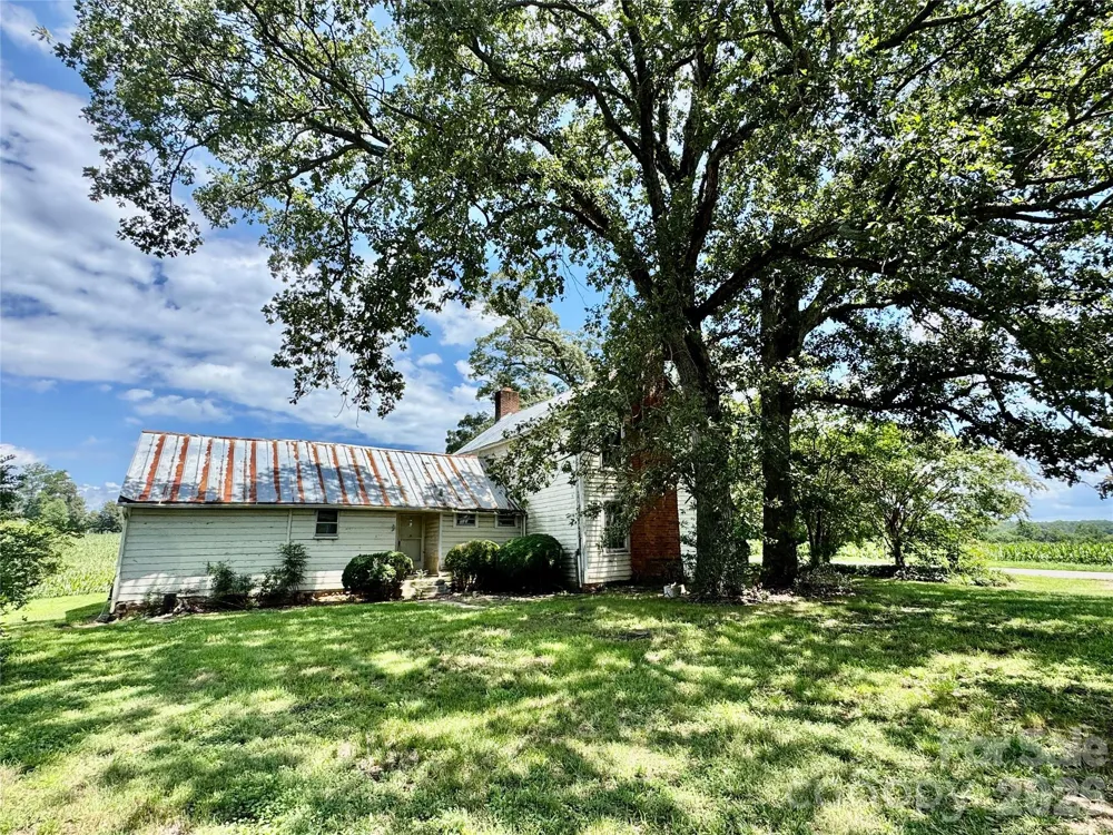 1315 Harmony Highway Hamptonville, NC 27020