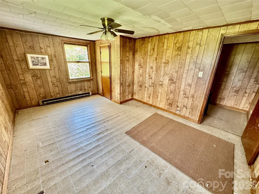 1315 Harmony Highway Hamptonville, NC 27020