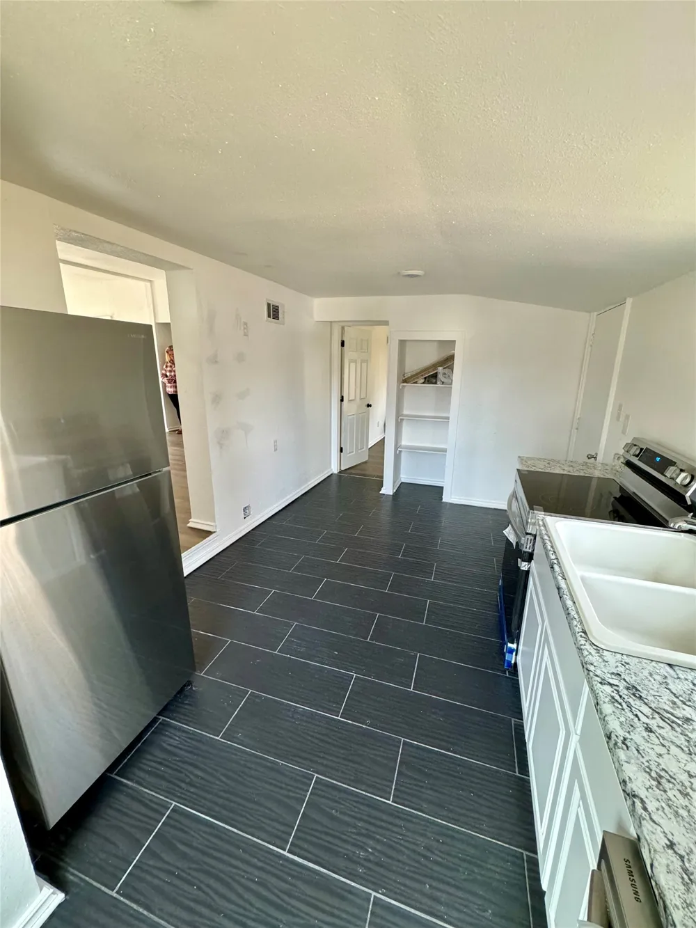 400 S 4th Street Bonham, TX 75418