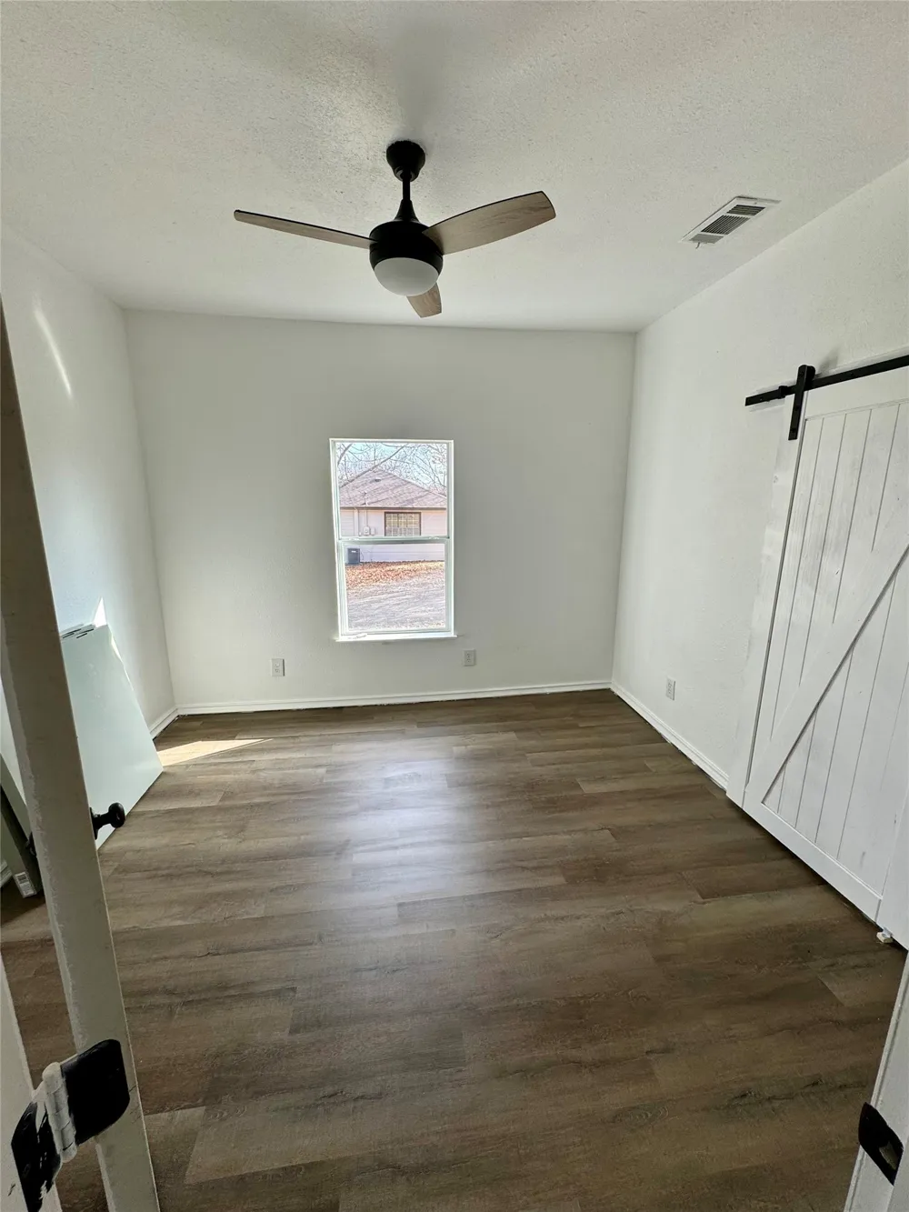 400 S 4th Street Bonham, TX 75418