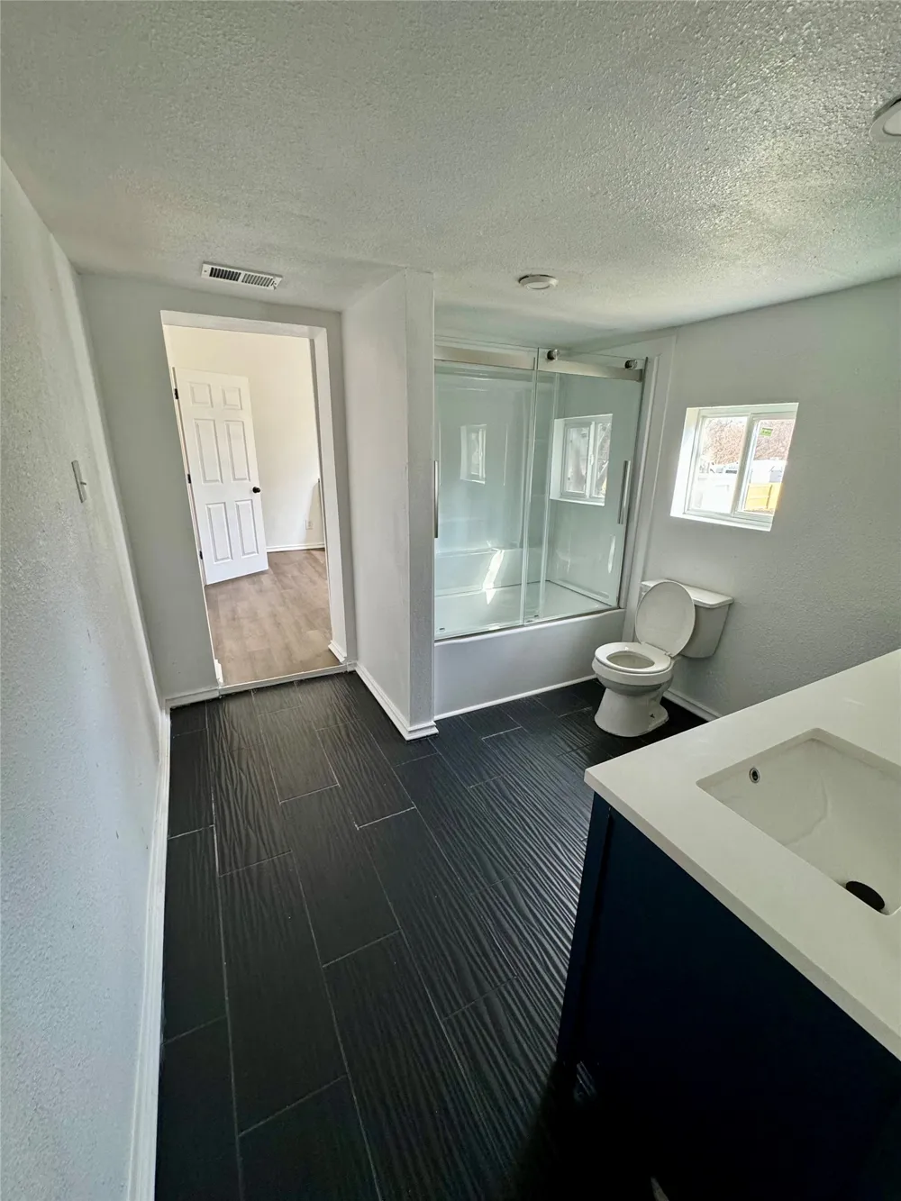 400 S 4th Street Bonham, TX 75418