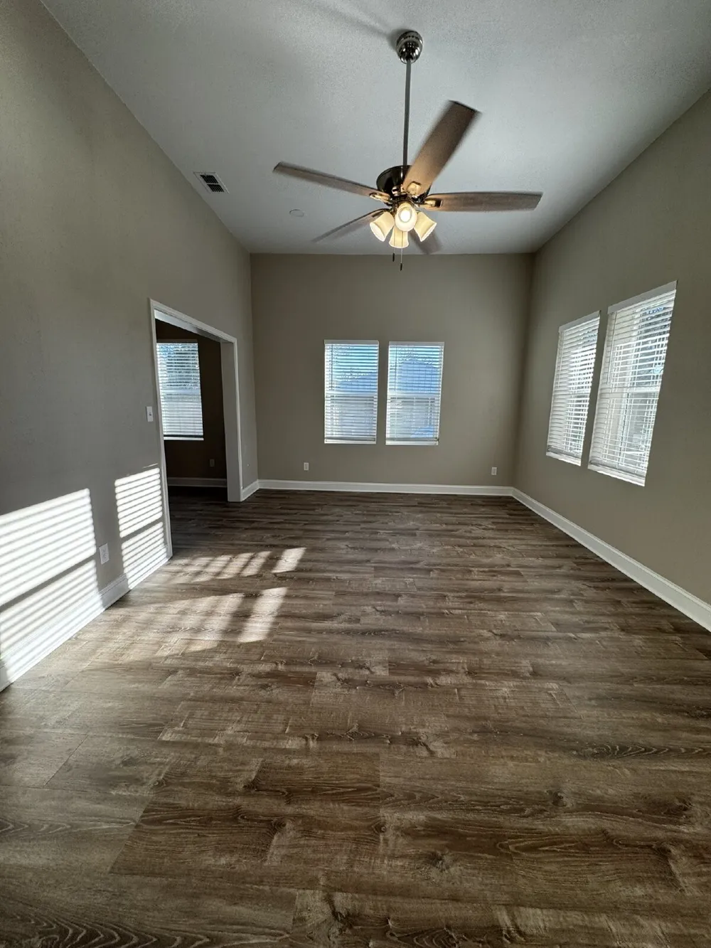 939 W Frey Street Stephenville, TX 76401