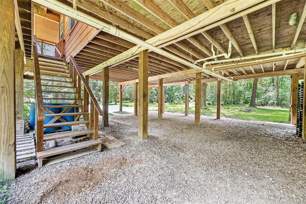 16 Magnolia Road Woodbranch, TX 77357