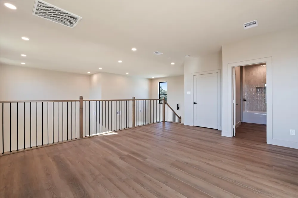 701 Pine Road Road Clear Lake Shores, TX 77565