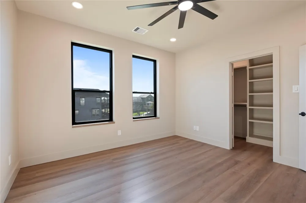 701 Pine Road Road Clear Lake Shores, TX 77565