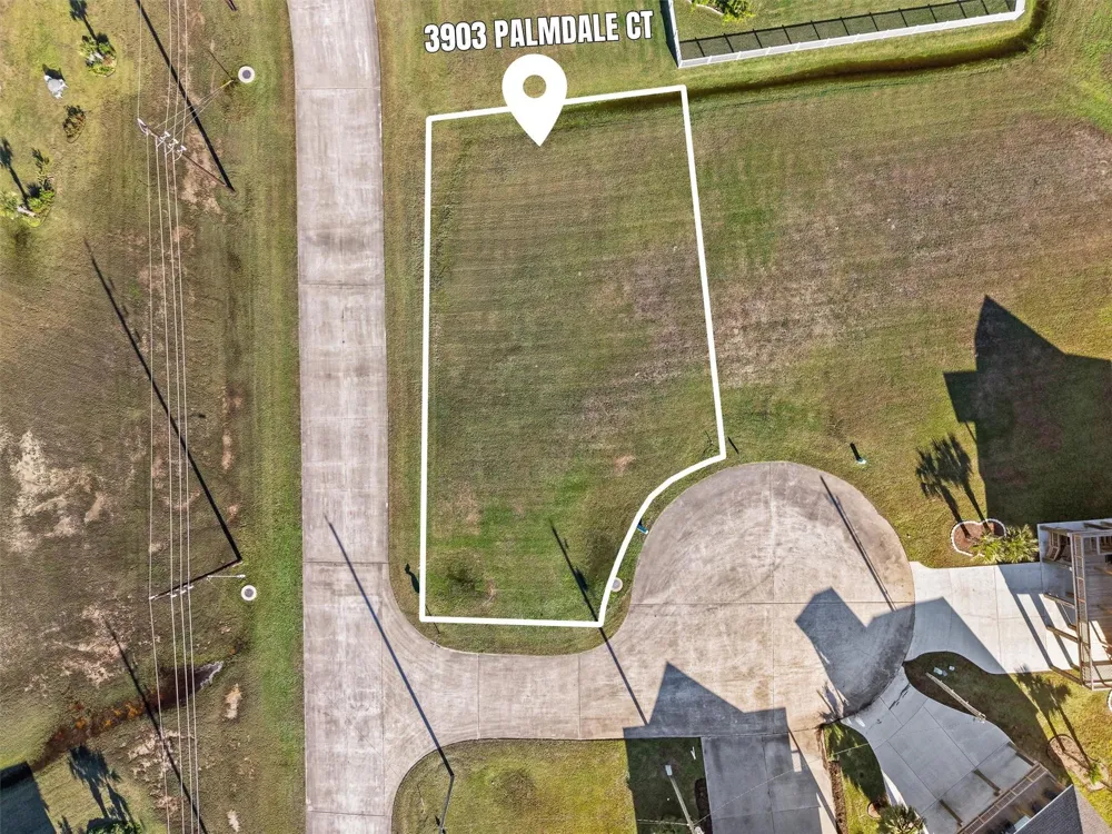 3903 Palmdale Court Galveston, TX 77554