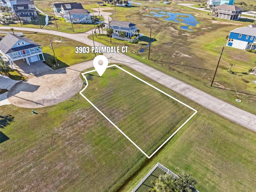 3903 Palmdale Court Galveston, TX 77554
