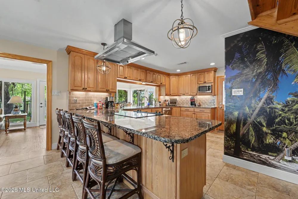 8324 Maunalani Place Diamondhead, MS 39525