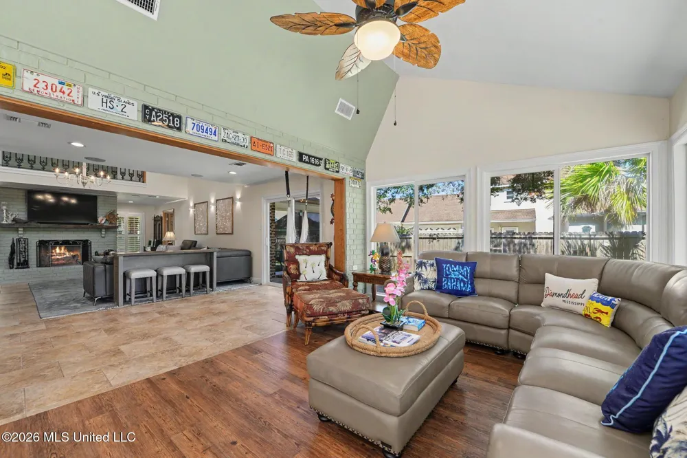 8324 Maunalani Place Diamondhead, MS 39525