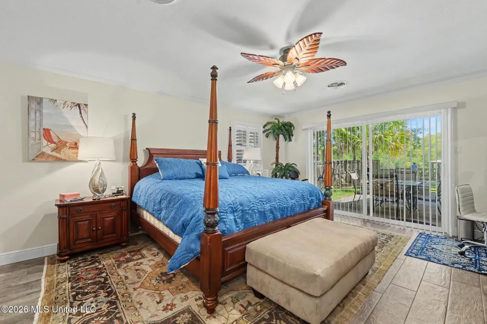 8324 Maunalani Place Diamondhead, MS 39525