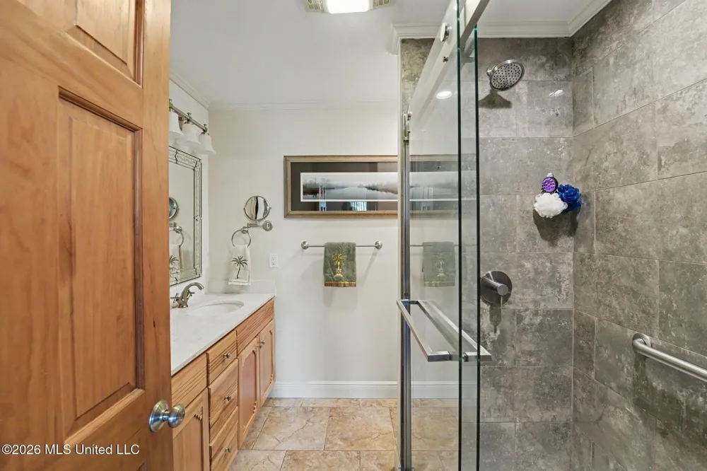8324 Maunalani Place Diamondhead, MS 39525