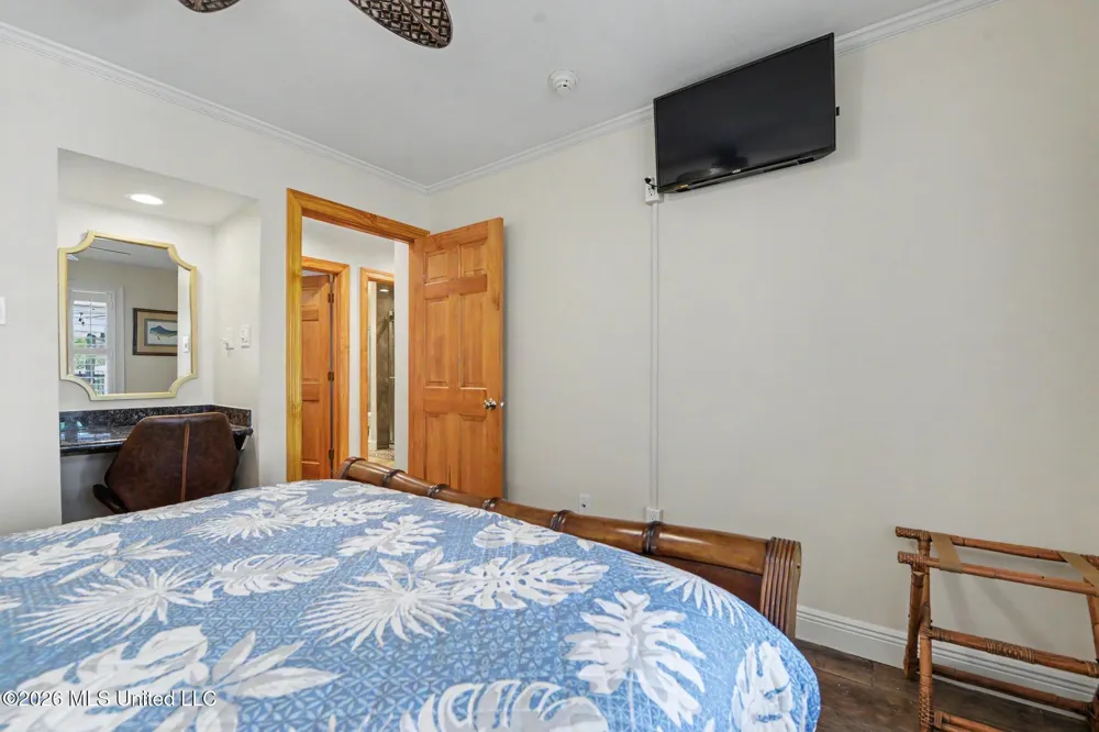 8324 Maunalani Place Diamondhead, MS 39525