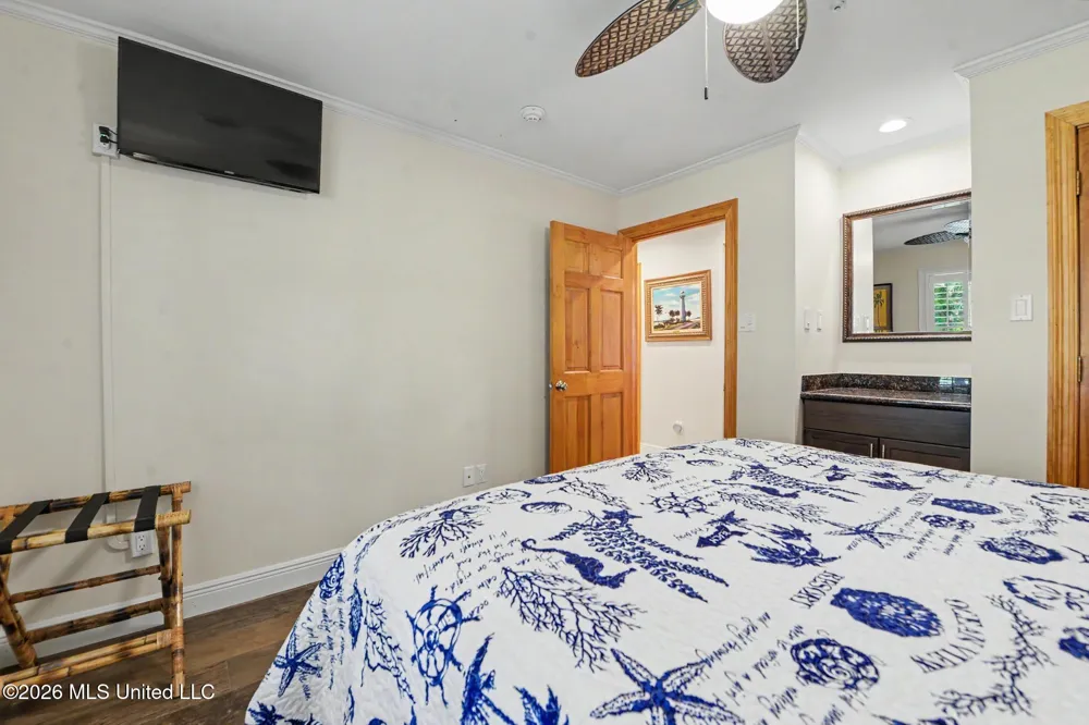 8324 Maunalani Place Diamondhead, MS 39525