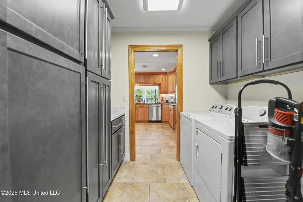 8324 Maunalani Place Diamondhead, MS 39525