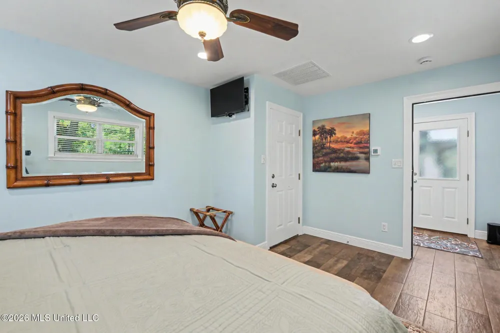 8324 Maunalani Place Diamondhead, MS 39525