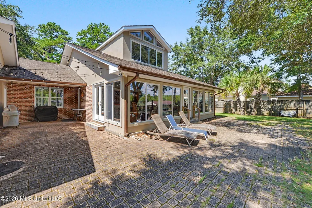 8324 Maunalani Place Diamondhead, MS 39525