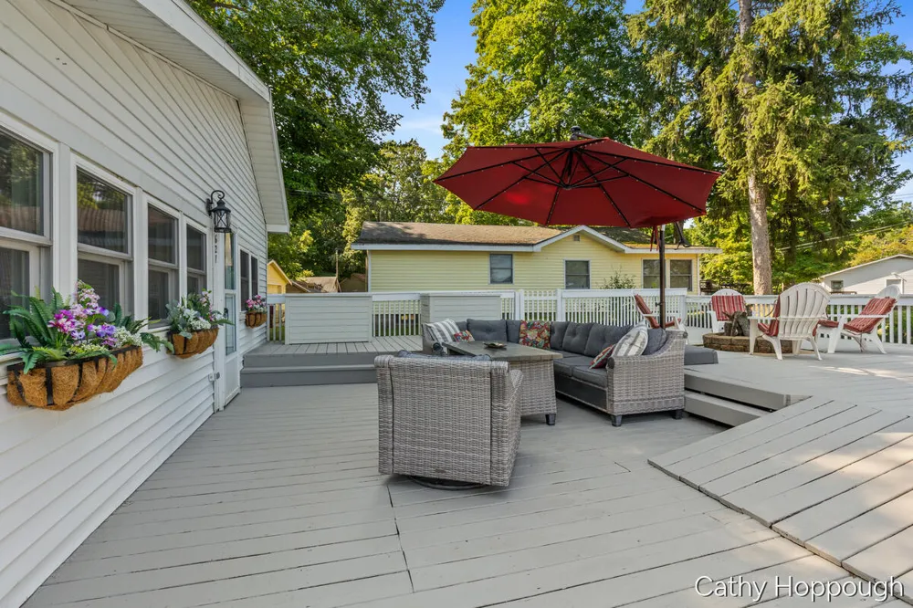 2621 Lansing Street Crystal, MI 48818