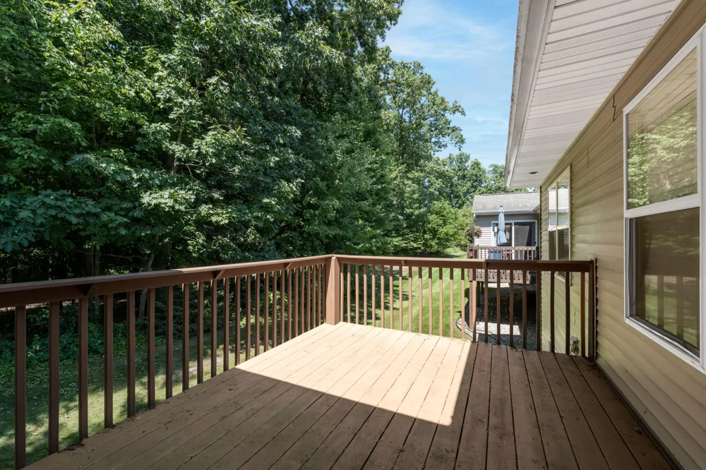 1364 Tanager Lane Kalamazoo, MI 49009