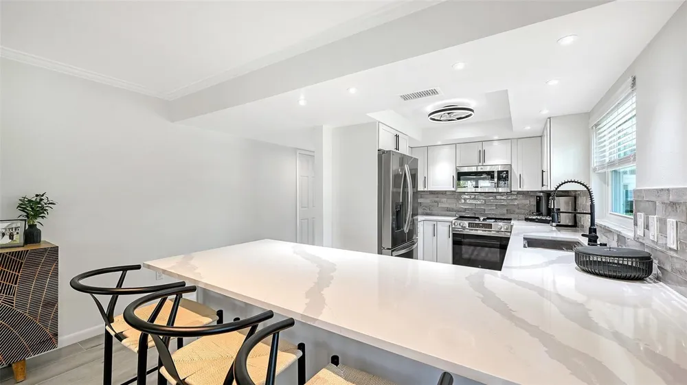 6750 GULF OF MEXICO DRIVE #171 Longboat Key, FL 34228