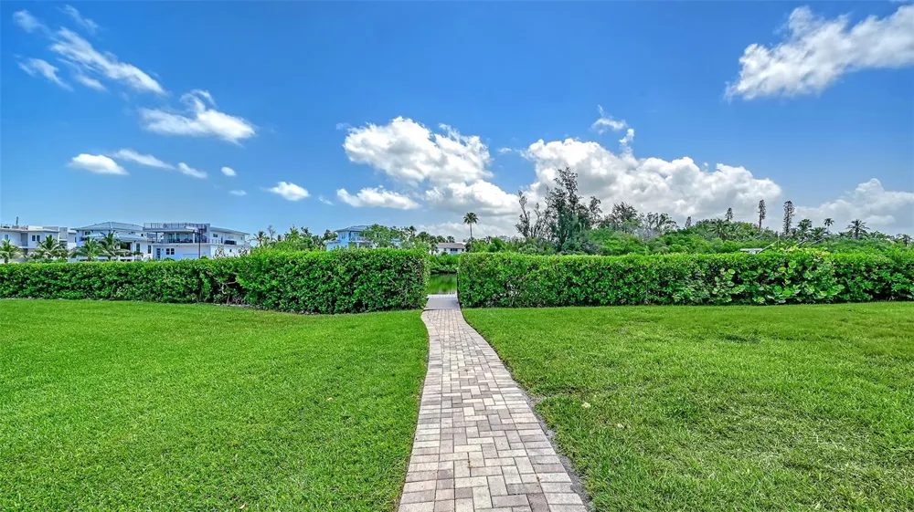 6750 GULF OF MEXICO DRIVE #171 Longboat Key, FL 34228