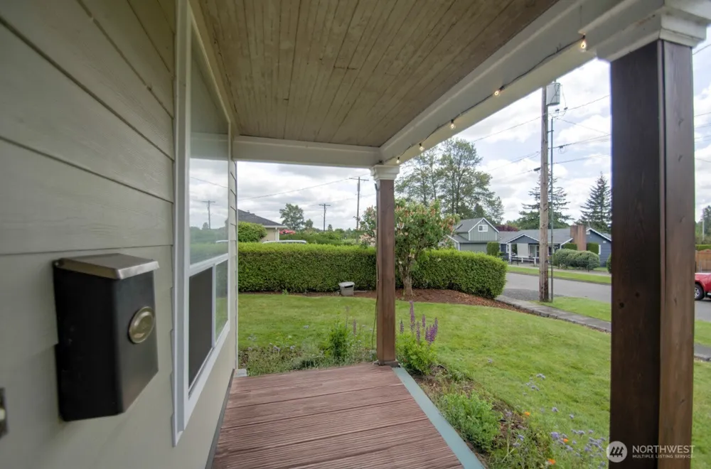 664 NW New York Avenue Chehalis, WA 98532