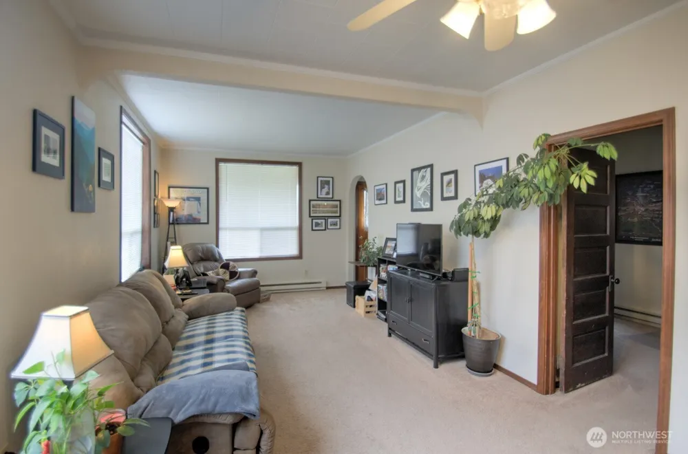 664 NW New York Avenue Chehalis, WA 98532