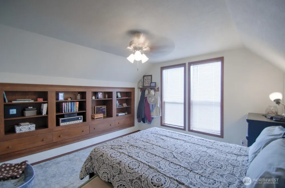 664 NW New York Avenue Chehalis, WA 98532