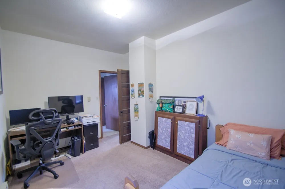 664 NW New York Avenue Chehalis, WA 98532