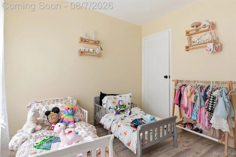 39625 Village Wood Lane Novi City, MI 48375