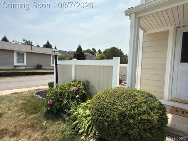 39625 Village Wood Lane Novi City, MI 48375