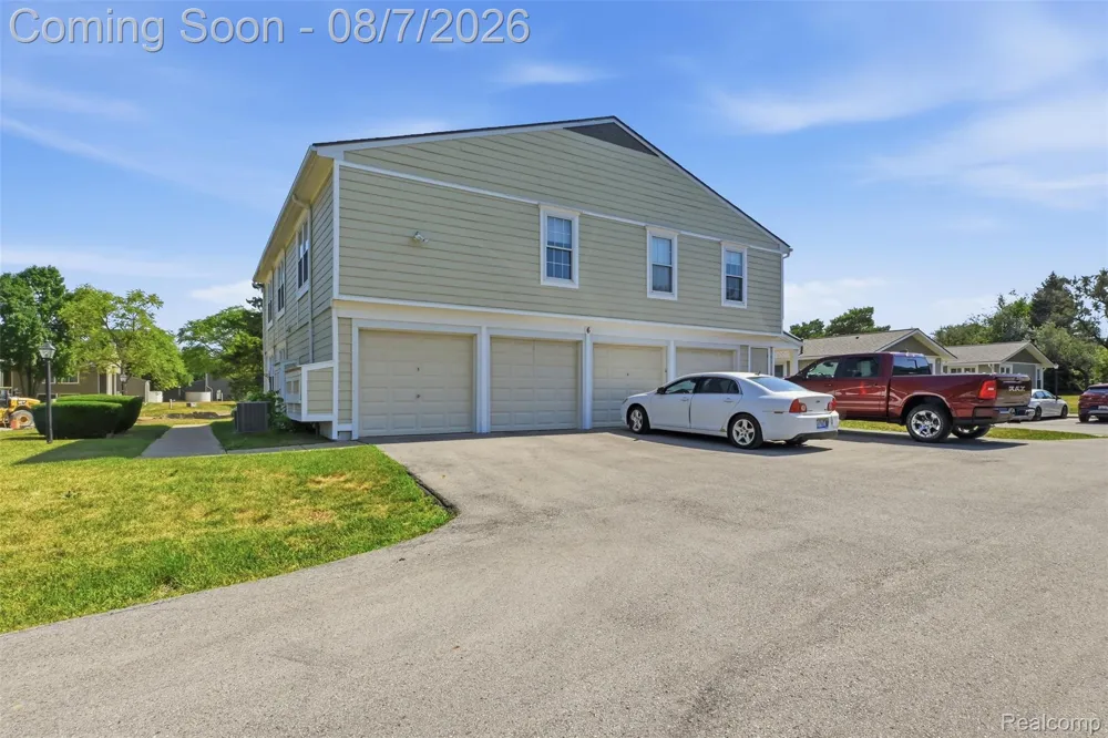 39625 Village Wood Lane Novi City, MI 48375