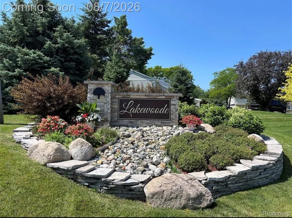 39625 Village Wood Lane Novi City, MI 48375