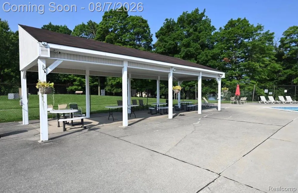 39625 Village Wood Lane Novi City, MI 48375