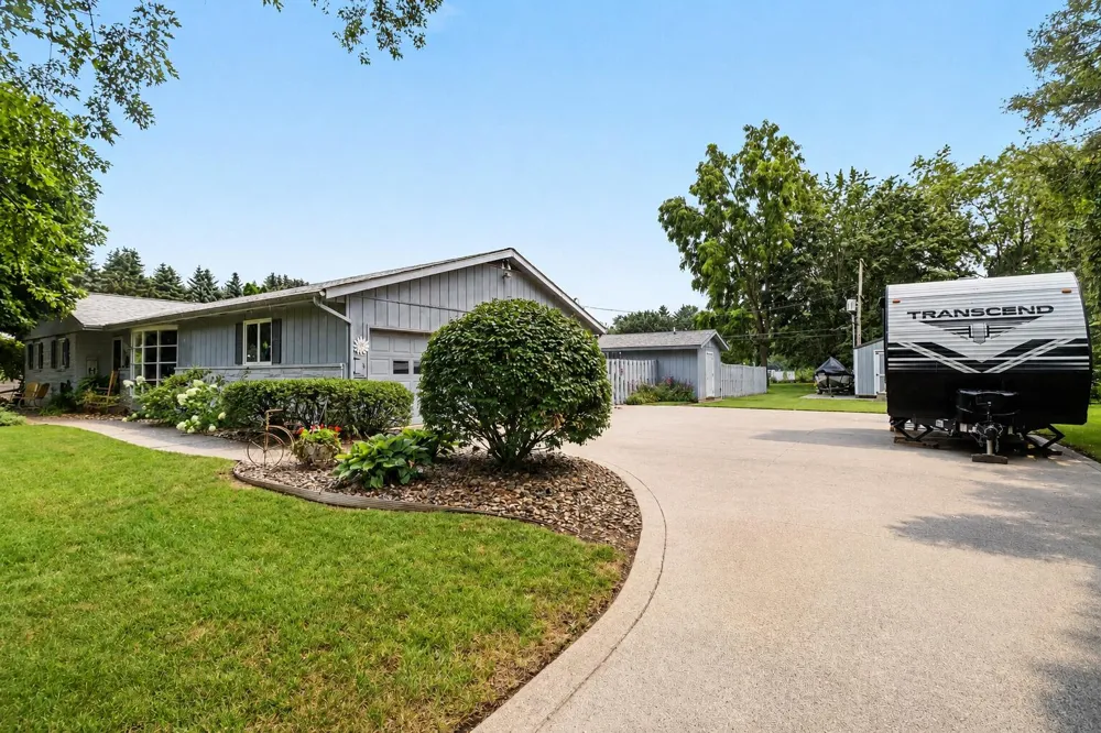 1117 Madison Avenue Sturgis City, MI 49091
