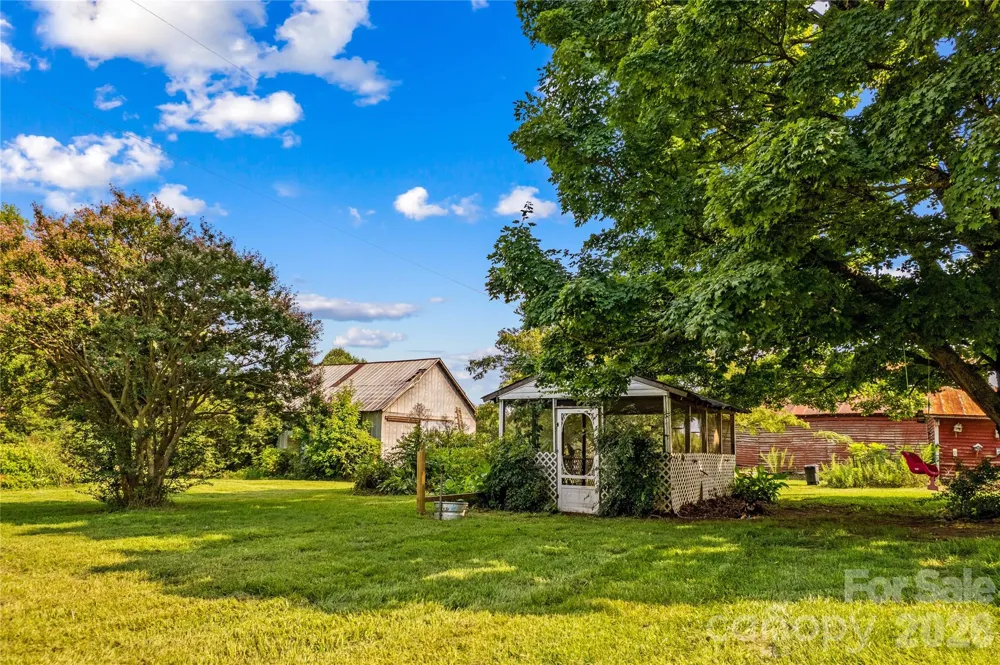 532 Rash Road Olin, NC 28660