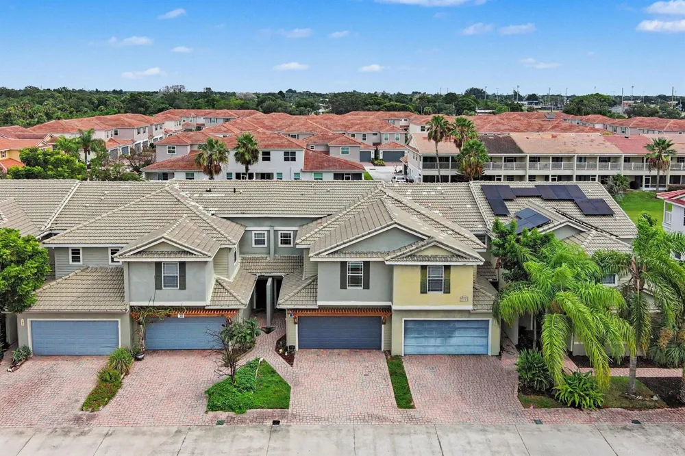 1800 Kole Place #103 Melbourne, FL 32935