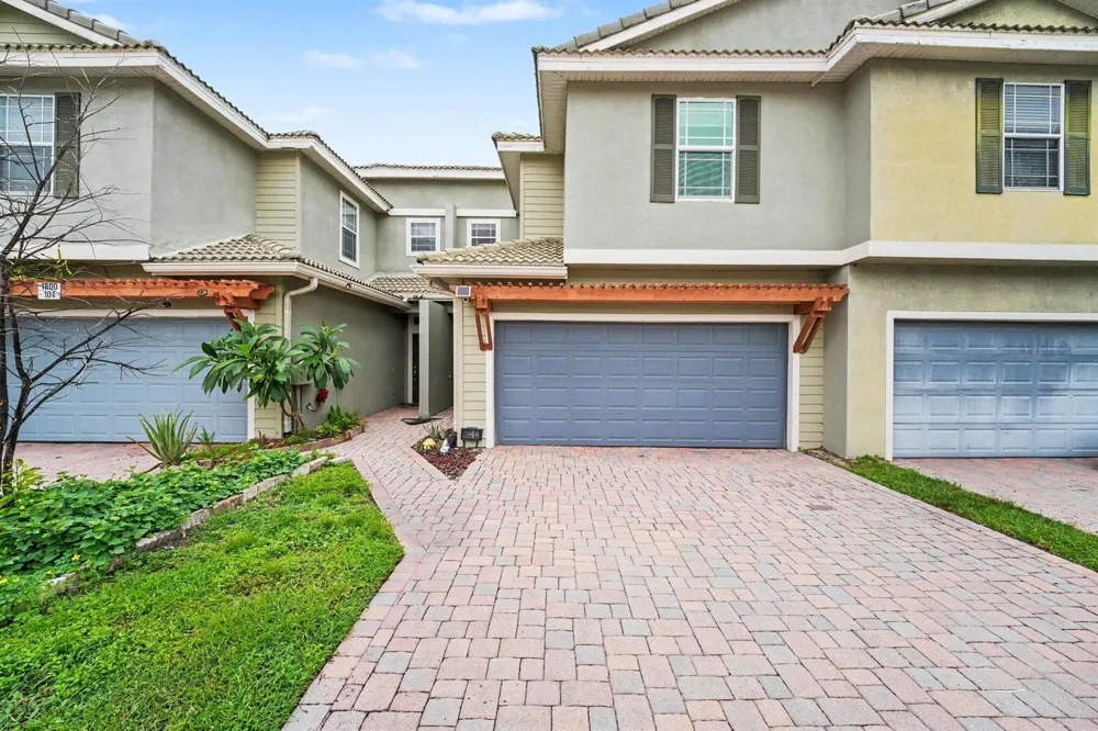 1800 Kole Place #103 Melbourne, FL 32935