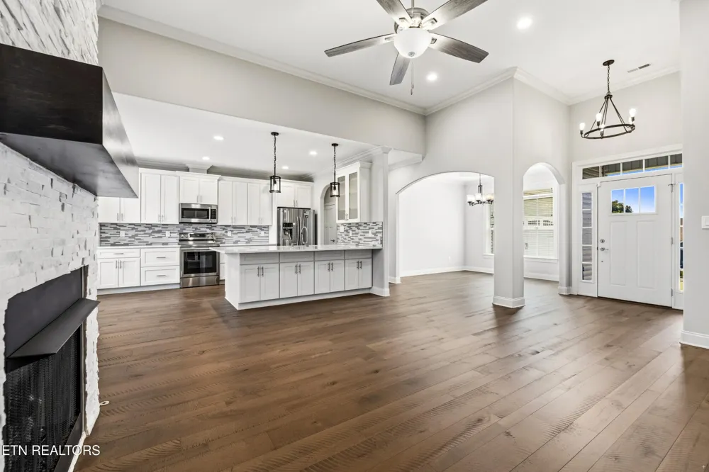 406 Keota Lane Loudon, TN 37774