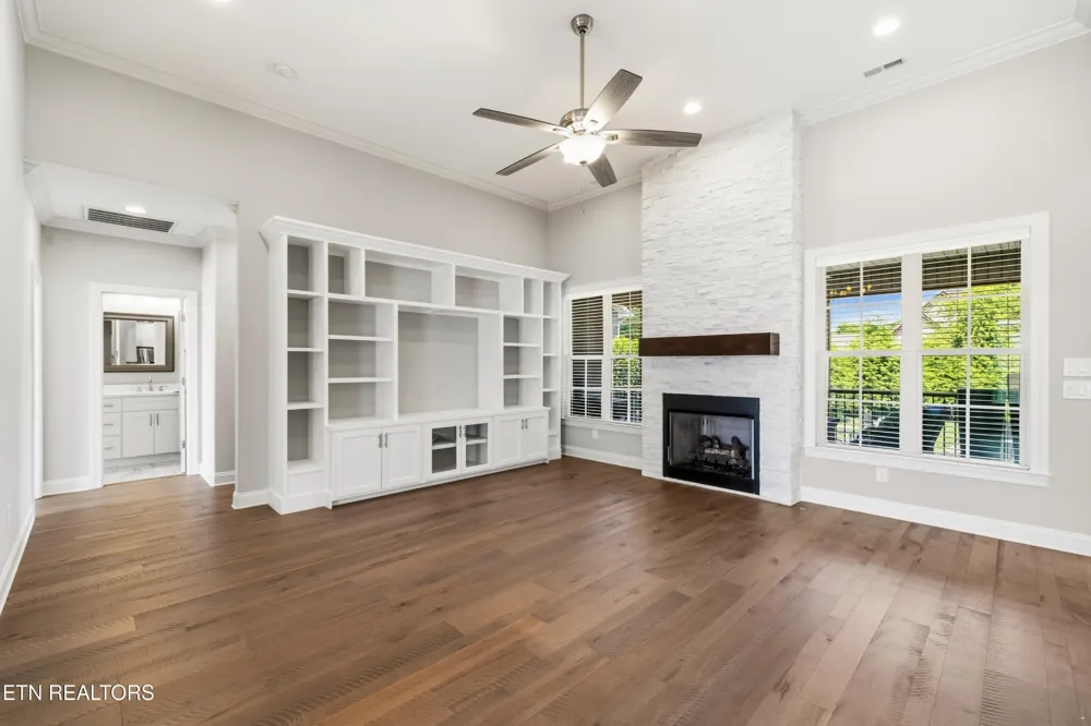 406 Keota Lane Loudon, TN 37774