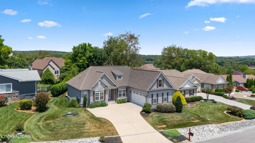 406 Keota Lane Loudon, TN 37774