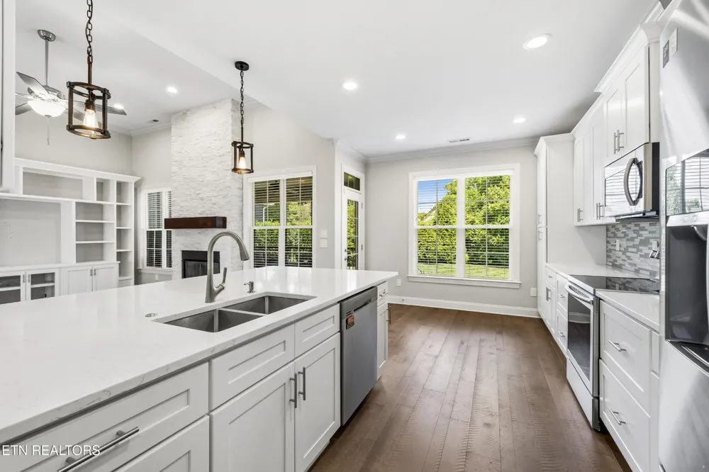 406 Keota Lane Loudon, TN 37774