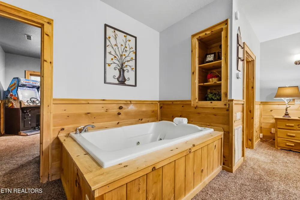 745 Hazy Circle Gatlinburg, TN 37738