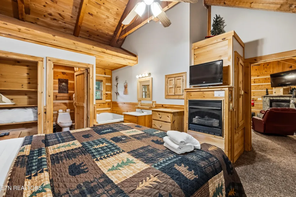 745 Hazy Circle Gatlinburg, TN 37738