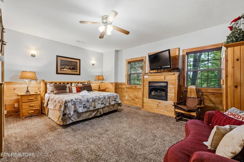 745 Hazy Circle Gatlinburg, TN 37738