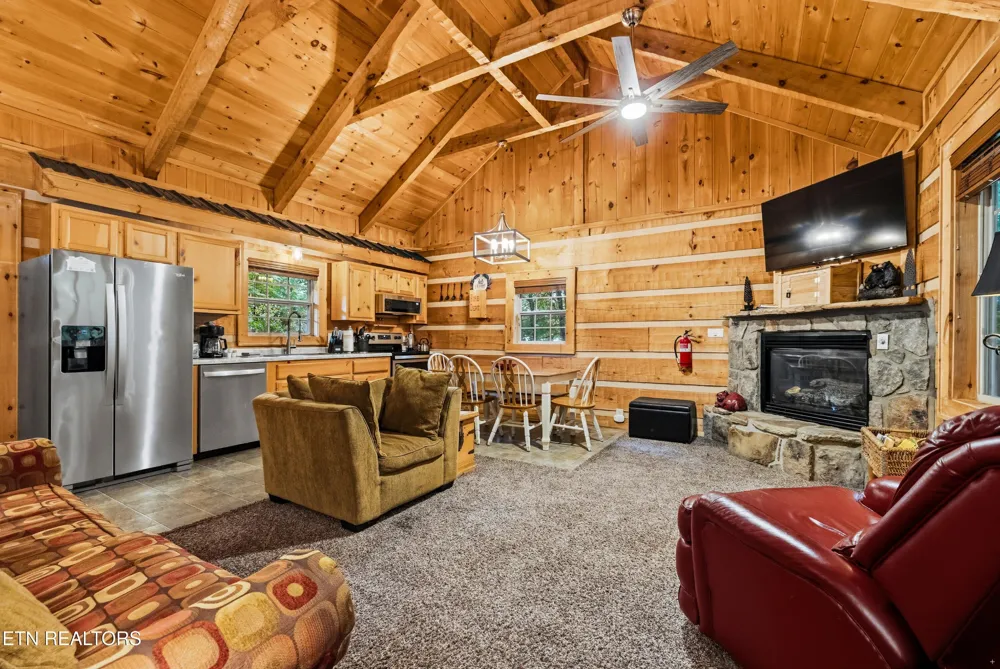745 Hazy Circle Gatlinburg, TN 37738