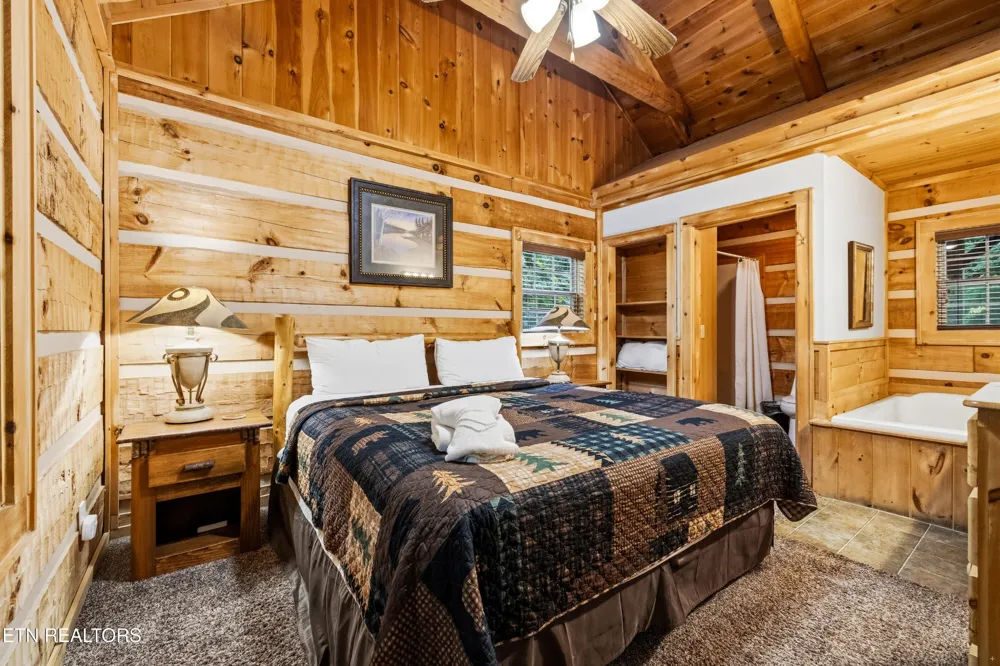 745 Hazy Circle Gatlinburg, TN 37738