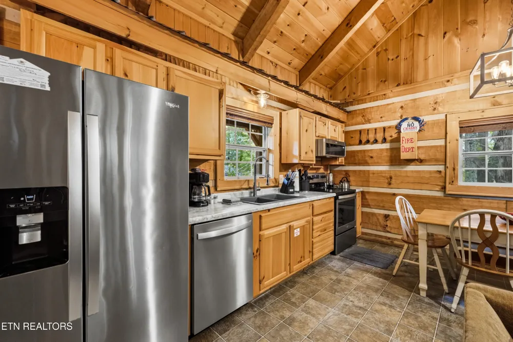 745 Hazy Circle Gatlinburg, TN 37738