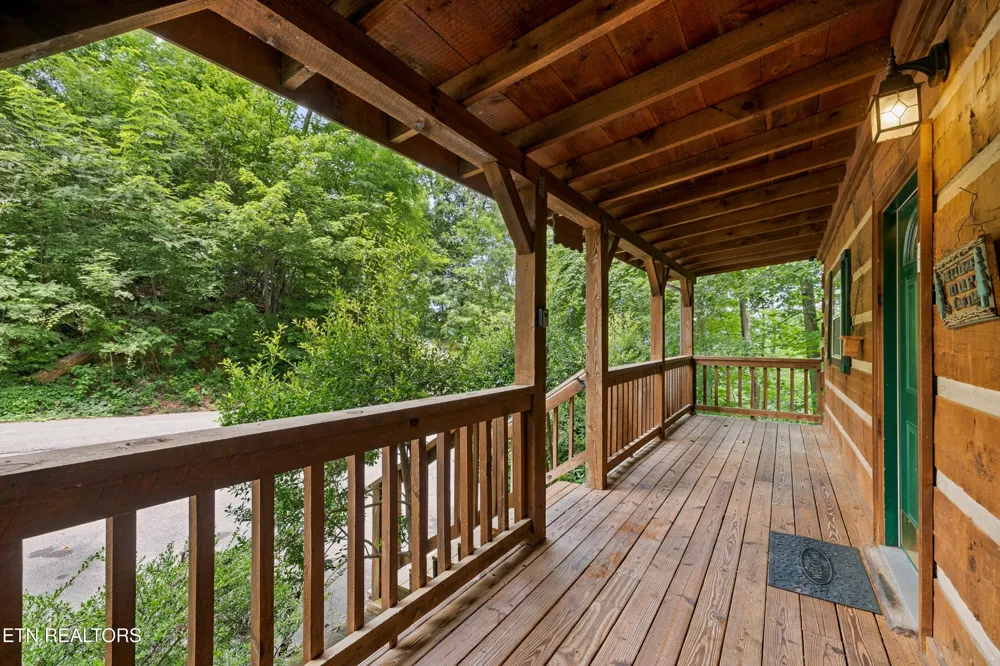 745 Hazy Circle Gatlinburg, TN 37738